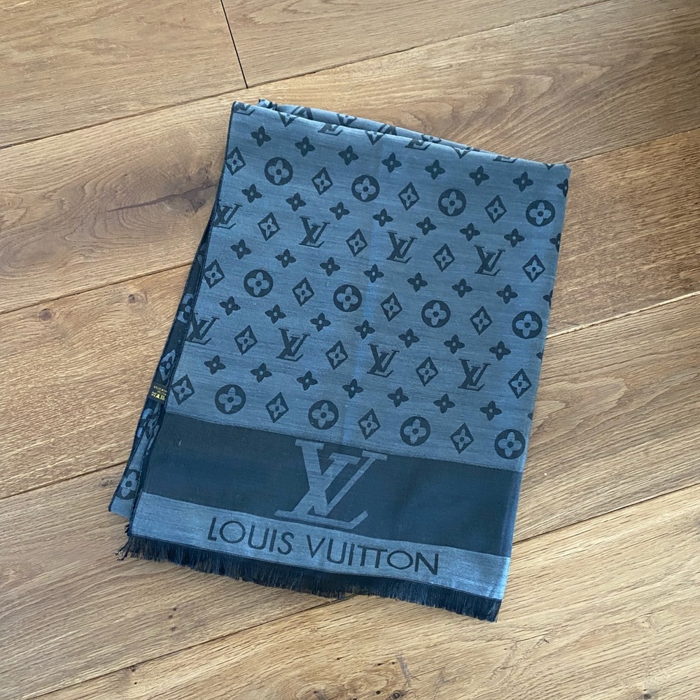 Louis Vuitton Scarf